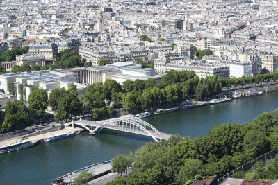 Passerelle Debilly, entre le 7e et le 16e (construction 1900).